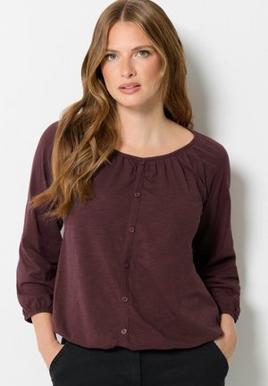 M&Co, WOMEN'S BLOUSES & SHIRTS - T-shirt à manches longues - red