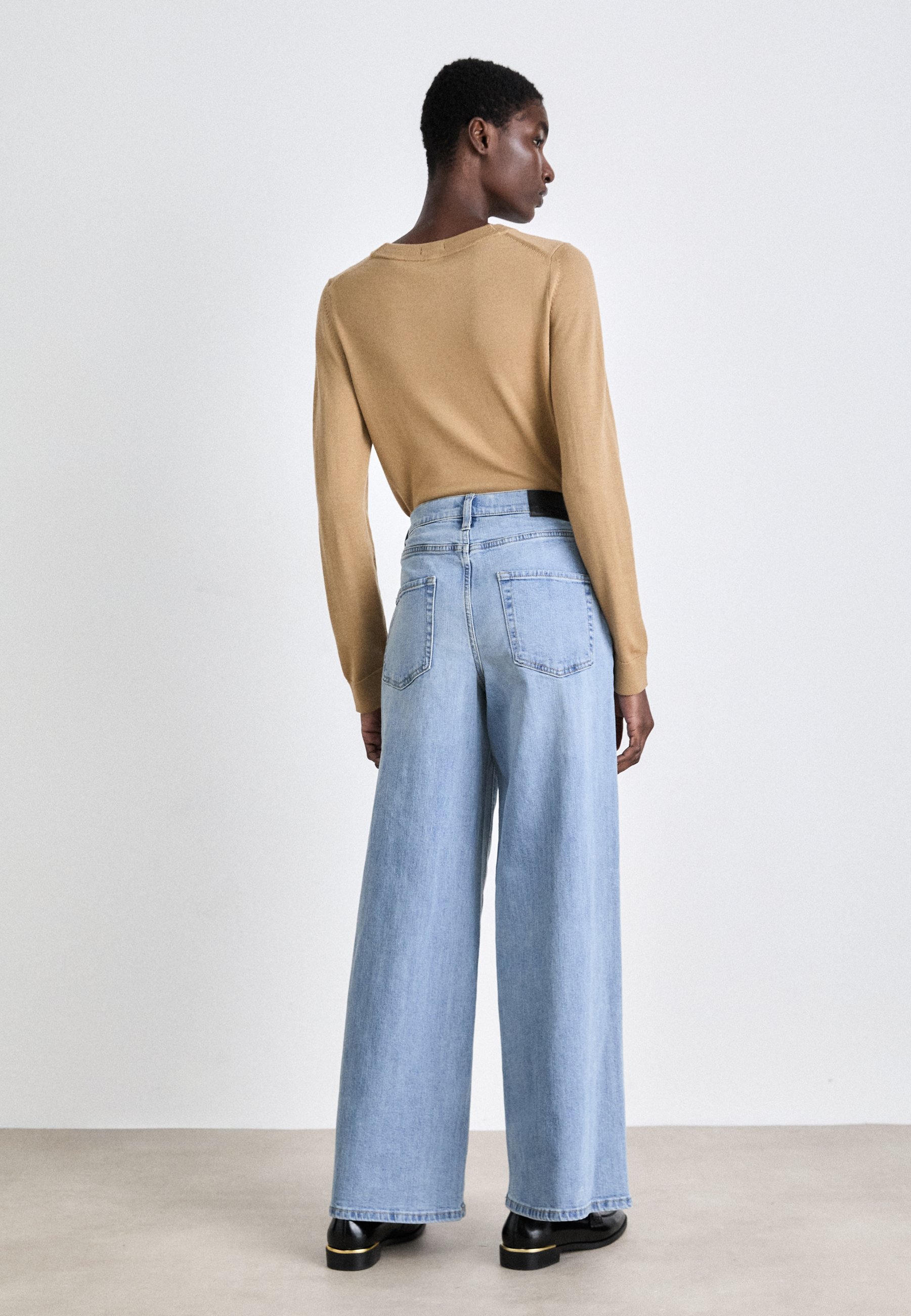 high rise wide leg jeans
