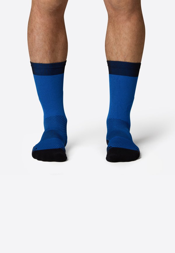 TRAIL CREW - Sportsocken