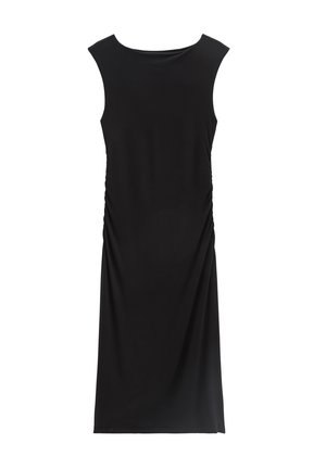 Mouwloze zwarte midi-jurk met hoge halslijn en subtiele plooien aan de zijkant, ontworpen voor een figuurvriendelijke pasvorm.