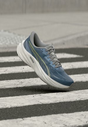 Puma, VELOCITY NITRO - Scarpe da trail running - zen blue/sunny lime