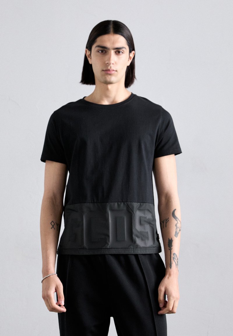 GCDS - BAND LOGO REGULAR - Camiseta básica - black, Ampliar