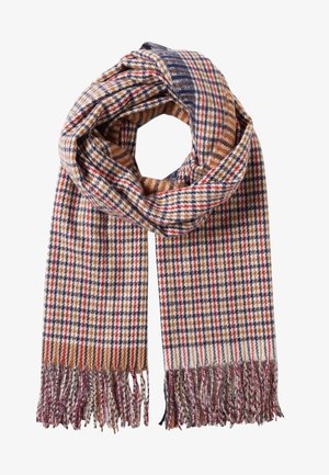 Geruite wollen sjaal met franjes in beige, marineblauw, oranje en rood, in een lus gelegd op een witte achtergrond.