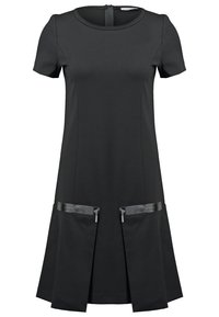 Robe noire à manches courtes avec encolure ronde et deux poches frontales munies de fermetures éclair horizontales près de l'ourlet.
