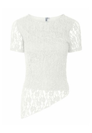 Pieces, T-SHIRT PCARIANA ASYMMETRIC LACE - Bluse - cloud dancer