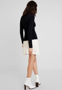 Anna Field Sweter