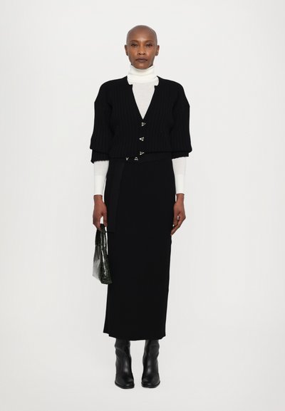 AERON MORROW - Jopica - black