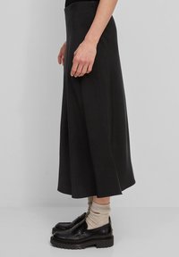 Marc O'Polo Falda acampanada - black