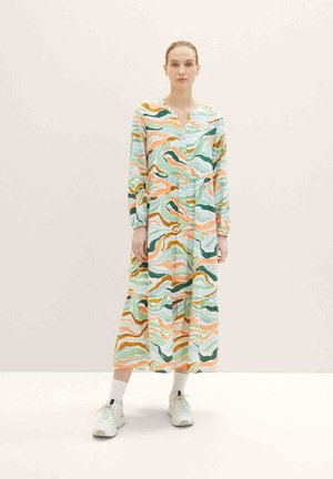 Maxikleid - colorful wavy design