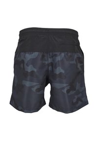 Shorts camouflés avec un motif bleu foncé et noir, ceinture élastique et poche arrière, fabriqués en tissu léger et lisse.