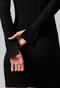 Calvin Klein Jeans Robe pull - ck black