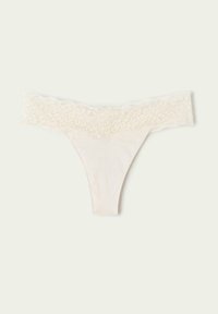 Unselected, Ivory