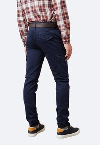ALTONADOCK CUADROS - Camisa - blanco