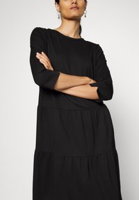 Marc Cain Jerseykleid - black