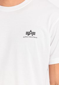 Alpha Industries SMALL LOGO 2 PACK - T-shirts med print - white