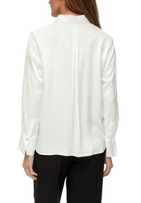 s.Oliver BLACK LABEL Overhemdblouse - creme
