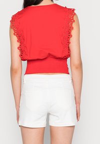 Morgan Blouse - red