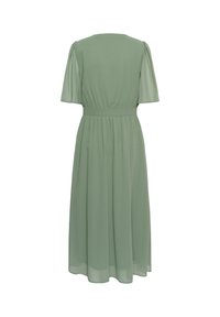 Robe midi vert clair à manches courtes, taille cintrée et jupe plissée fluide, vue de dos sur fond blanc.