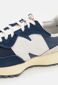 New Balance Sneakers - dark blue