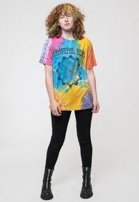 Paradiso Clothing GRATEFUL DEAD MAY 1977 DIP DYE - Print T-shirt - red