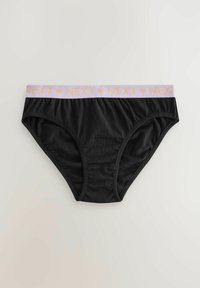 Culottes noires en coton avec une ceinture légère violette arborant le texte doré « NEXT ». Le tissu est doux et a une texture légèrement extensible.