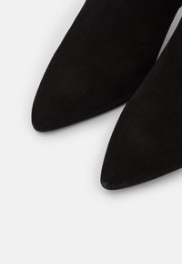 Bianco High Heel Stiefel - black