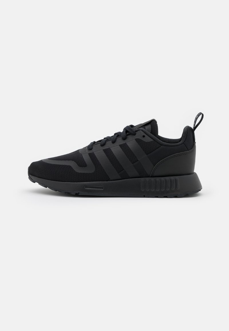 adidas Sportswear - MULTIX UNISEX - Edzőcipő - core black, Nagyítás