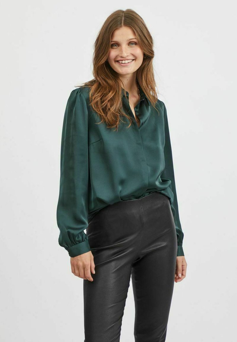 VILA VIELLETTE - Nööpidega pluus - darkest spruce