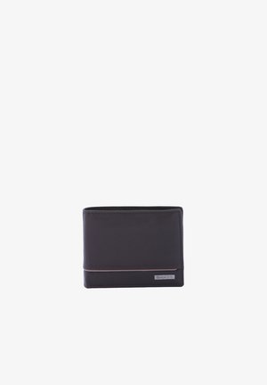 Portefeuille en cuir marron au design pliant, avec un logo embossé subtil, une texture lisse et un accent plus clair contrastant à la couture.