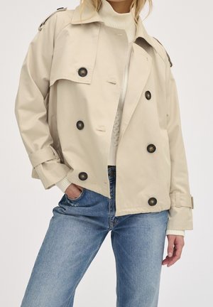 Lichte jas - off-white