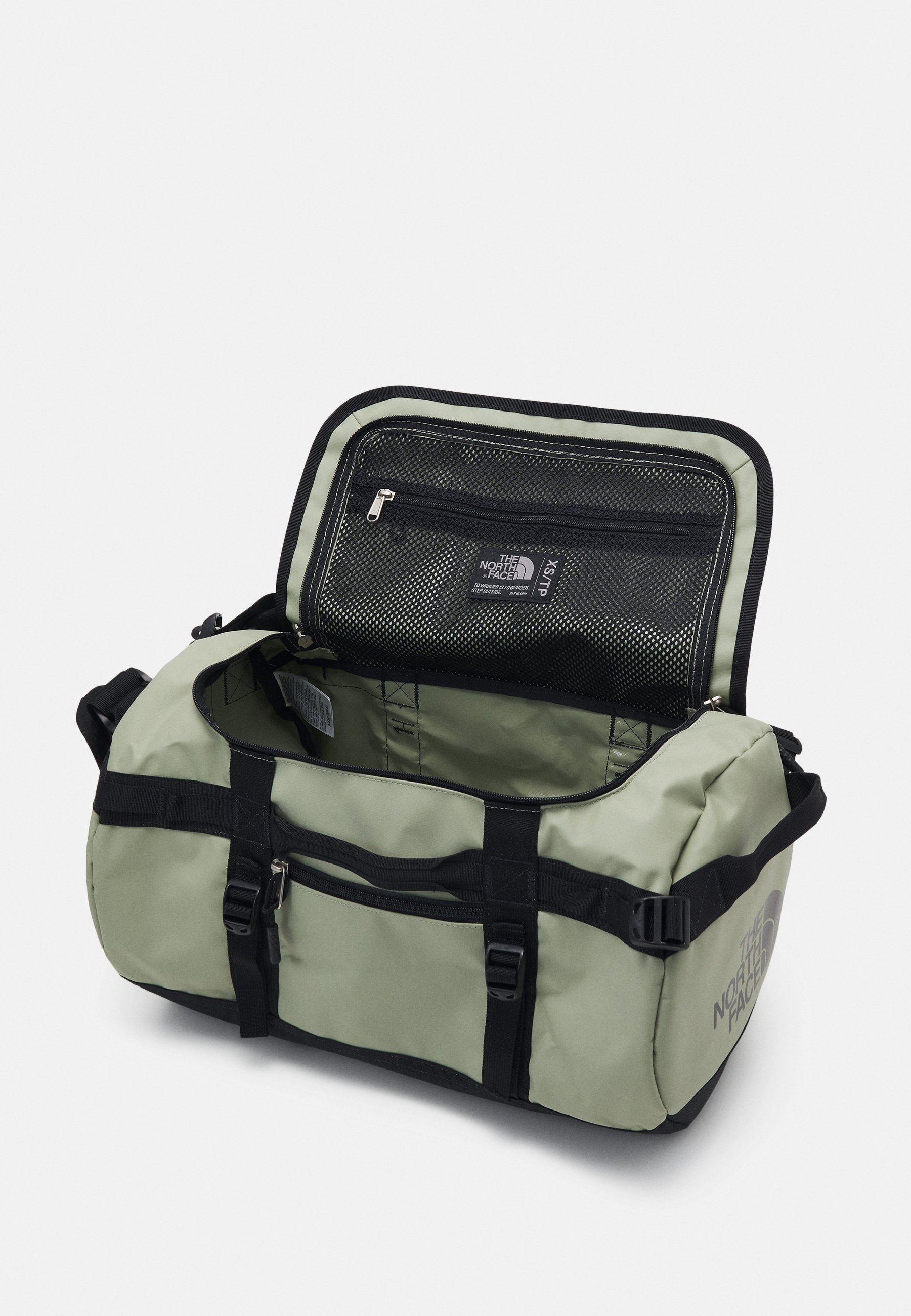 The North Face BASE CAMP DUFFEL XS UNISEX - Sporttasche - tea  green/black/grün - Zalando.ch