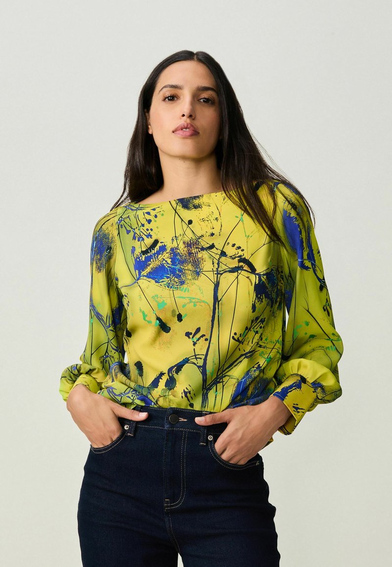 Next GATHERED SIDES REGULAR FIT - Blúzka - yellow blue print