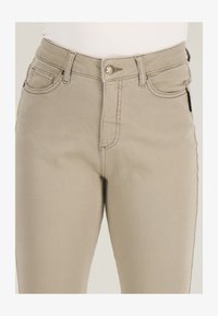 Niet geselecteerd, beige