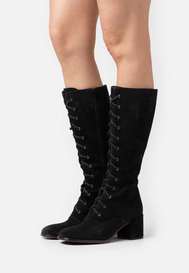 chie mihara low heel lace up boots