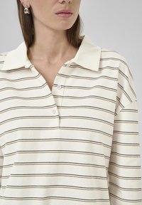 My Essential Wardrobe ANNAMW - Polo shirt - snow white striped