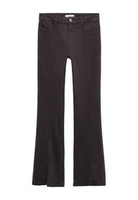 Jeans negros acampanados con una textura suave, que cuentan con bolsillos frontales y un cierre de botón en la cintura, estilizados con detalles en las costuras.