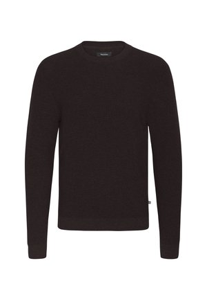 Jersey de color marrón oscuro con cuello redondo, textura acanalada y mangas largas; presenta una pequeña etiqueta de la marca en el costado.