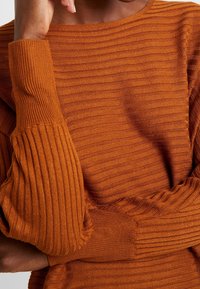 Anna Field Sweter