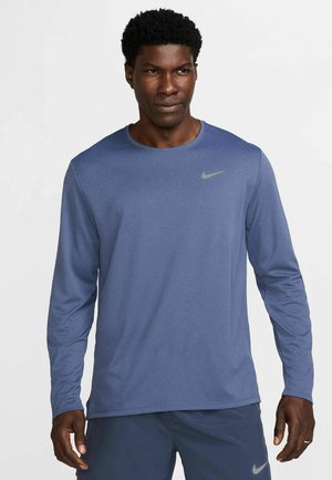 Nike Performance MILER  - Long sleeved top - blau