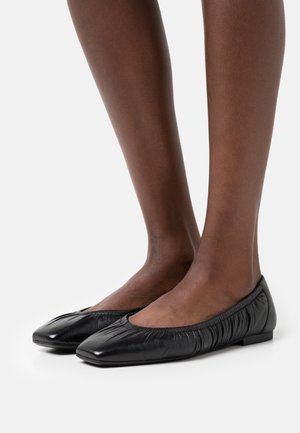 Tamaris Klassischer Ballerina - black