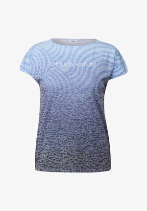 Kurzarm-T-Shirt in Gradient-Blau mit abstraktem Wirbel und Muster. Enthält den Text "ENDLESS NATURE"; weicher, strukturierter Stoff.