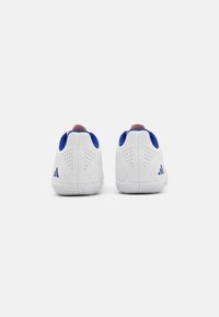 adidas Performance F50 CLUB IN UNISEX - Indoor football boots - footwear white/solar red/lucid blue
