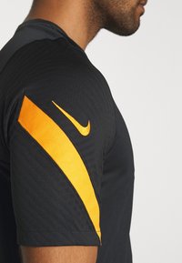 Nike Performance Equipación de clubes - black