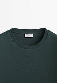 Massimo Dutti T-shirt basique - mottled green