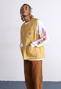 Carhartt WIP SKYTON VEST - Vesta - bourbon