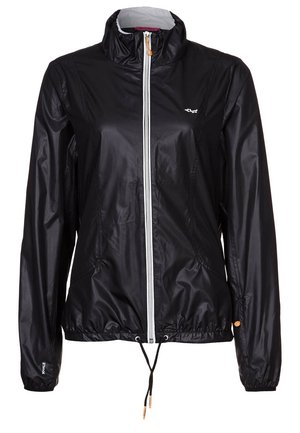 Černá lehká bunda s vysokým límcem, předním zipem, elastickým lemem a manžetami. Obsahuje také stahovací šňůrku v pase a detail s logem.