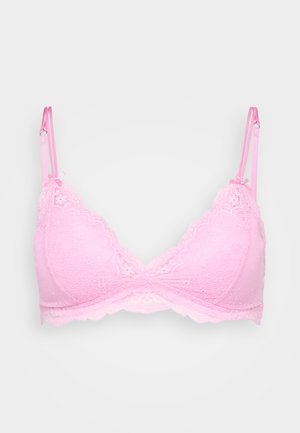 Soutien-gorge en dentelle rose avec des bords festonnés et des motifs floraux délicats. Les bretelles réglables et une bande douce et texturée offrent confort et soutien.
