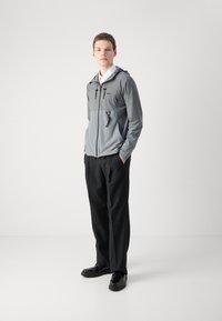 BOSS SWOVEN - Träningsjacka - dark beige