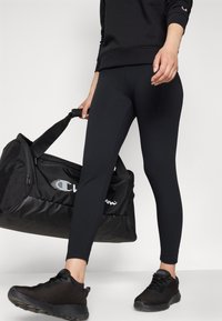 Champion GYM LIFESTYLE 7/8 LEGGINGS - Tajice - black