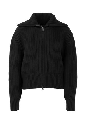 Schwarzer gerippter Strickpullover mit breitem Kragen und Reißverschluss, ausgestattet mit langen Ärmeln und kurzem Schnitt. Robuste Textur mit strukturiertem Design.